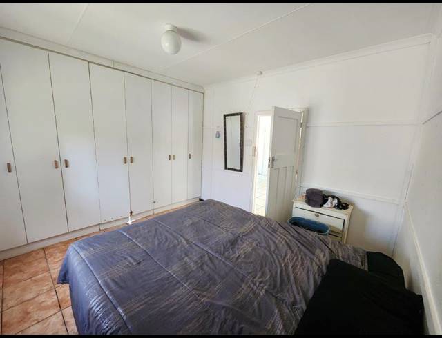 3 BEDROOM HOUSE RENTED IN THEESCOMBE